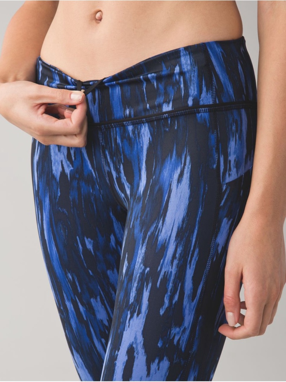 Lululemon Pace Rival Crop *Full-On Luxtreme - Picture 3 of 9